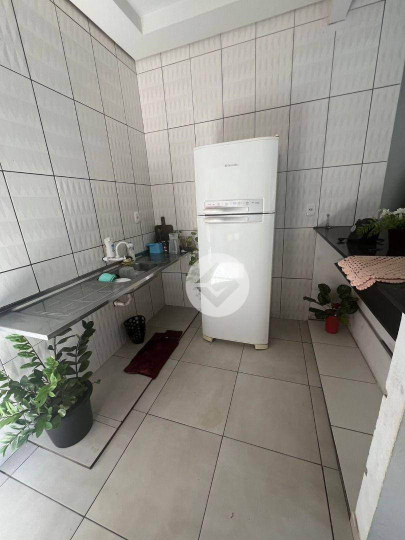 Casa, 2 quartos, 180 m² - Foto 4