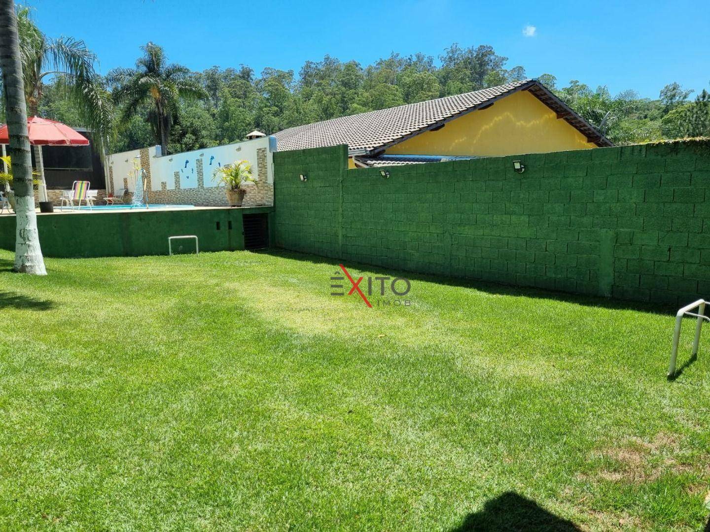 Chácara à venda com 4 quartos, 330m² - Foto 3