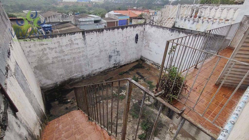 Casa à venda com 3 quartos, 120m² - Foto 16
