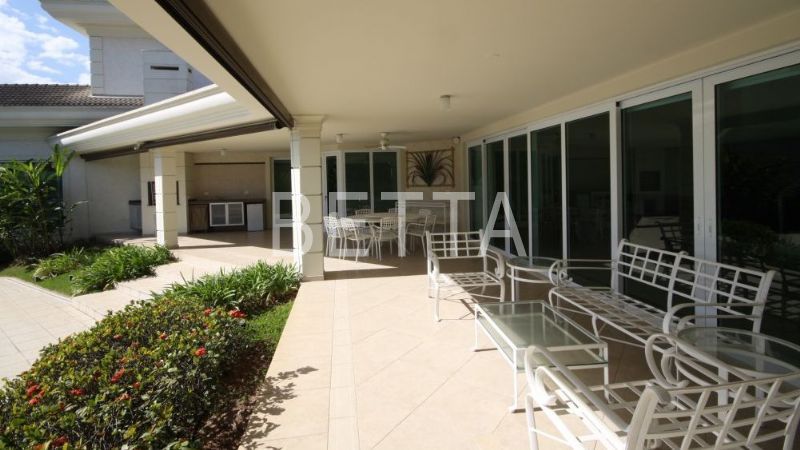 Casa à venda com 4 quartos, 600m² - Foto 7