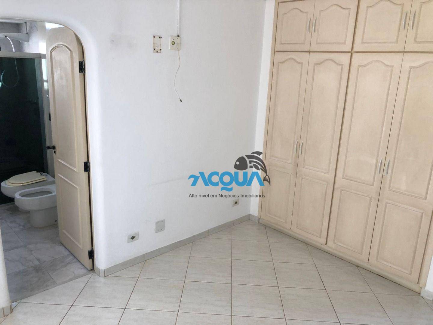 Apartamento à venda com 4 quartos, 136m² - Foto 9