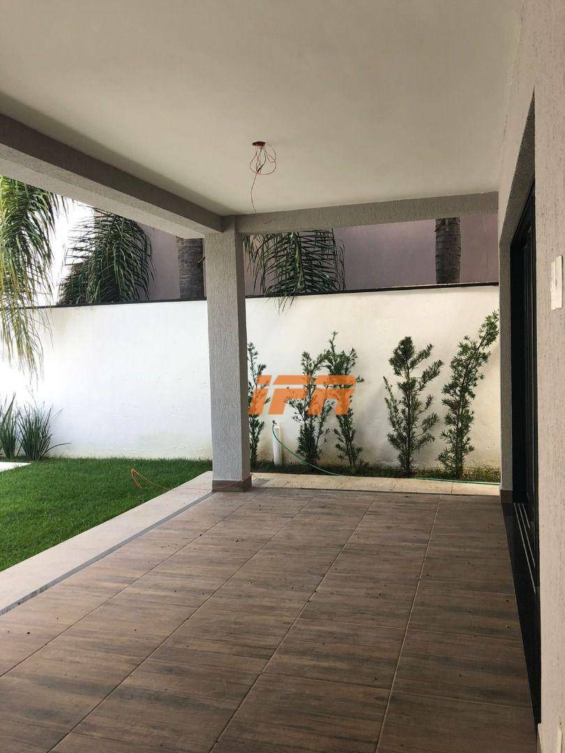 Sobrado à venda com 3 quartos, 242m² - Foto 12