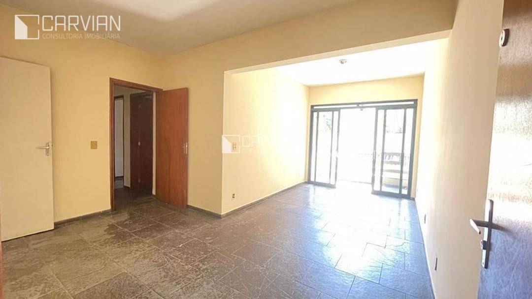 Apartamento à venda com 3 quartos, 90m² - Foto 3