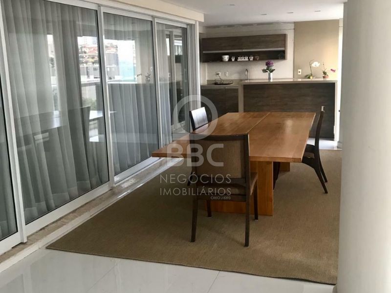 Apartamento à venda com 3 quartos, 234m² - Foto 8