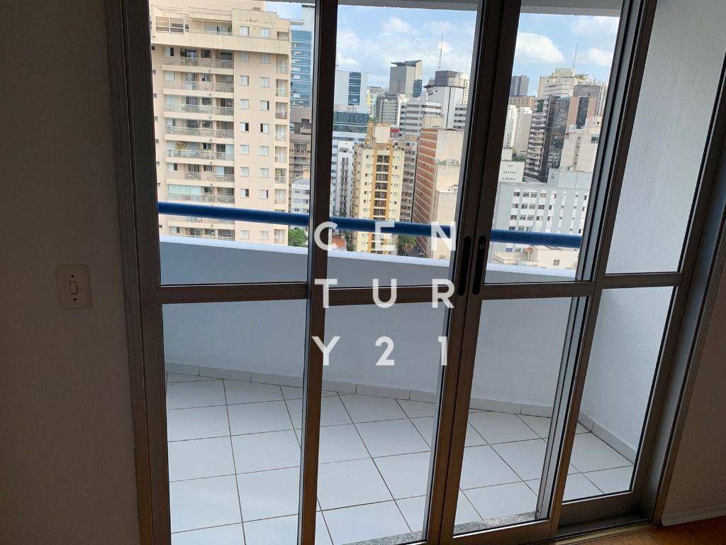 Apartamento para alugar com 1 quarto, 50m² - Foto 9