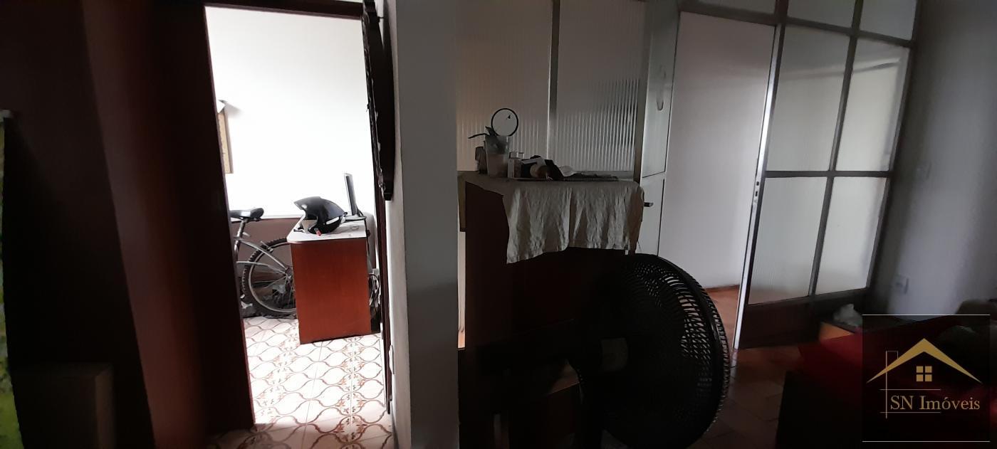 Apartamento à venda com 3 quartos, 180m² - Foto 8