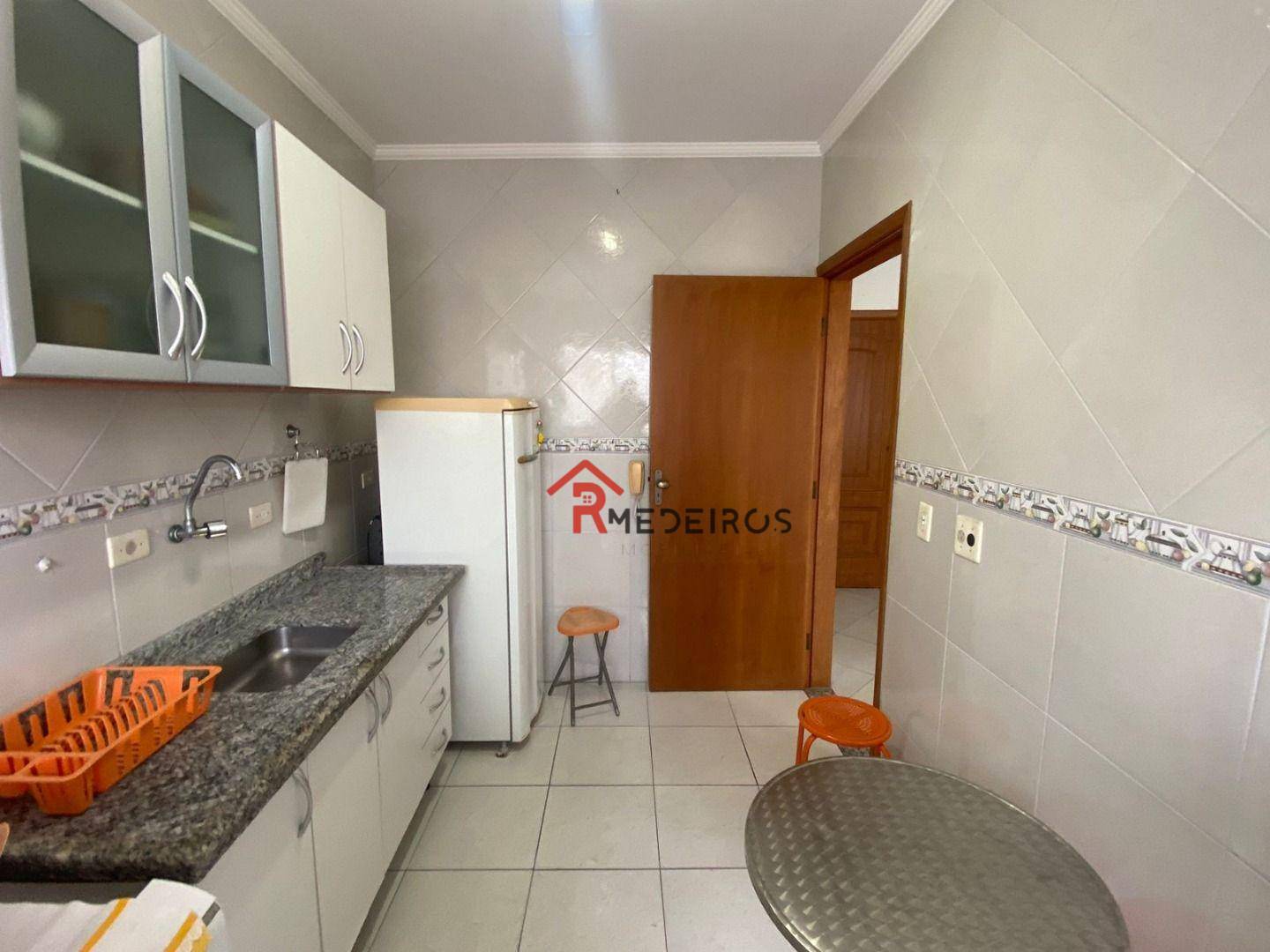 Apartamento à venda com 1 quarto, 45m² - Foto 7