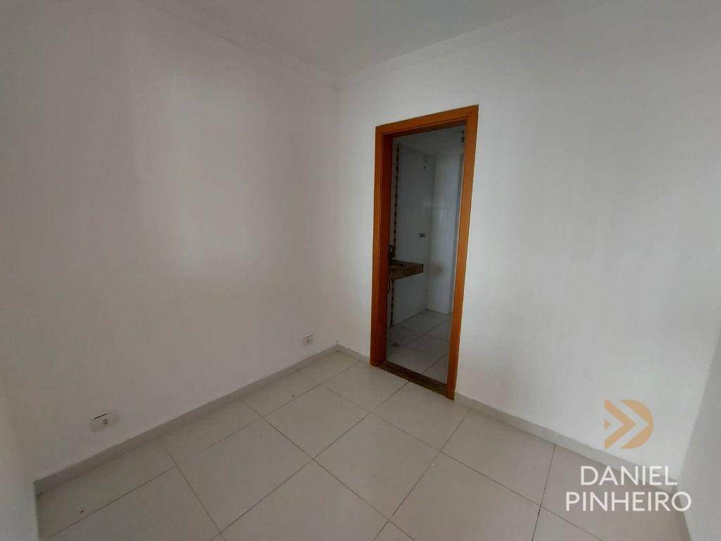 Apartamento à venda com 3 quartos, 120m² - Foto 14