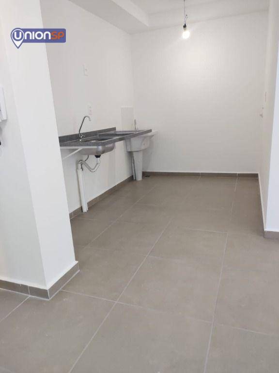 Apartamento à venda com 2 quartos, 41m² - Foto 10