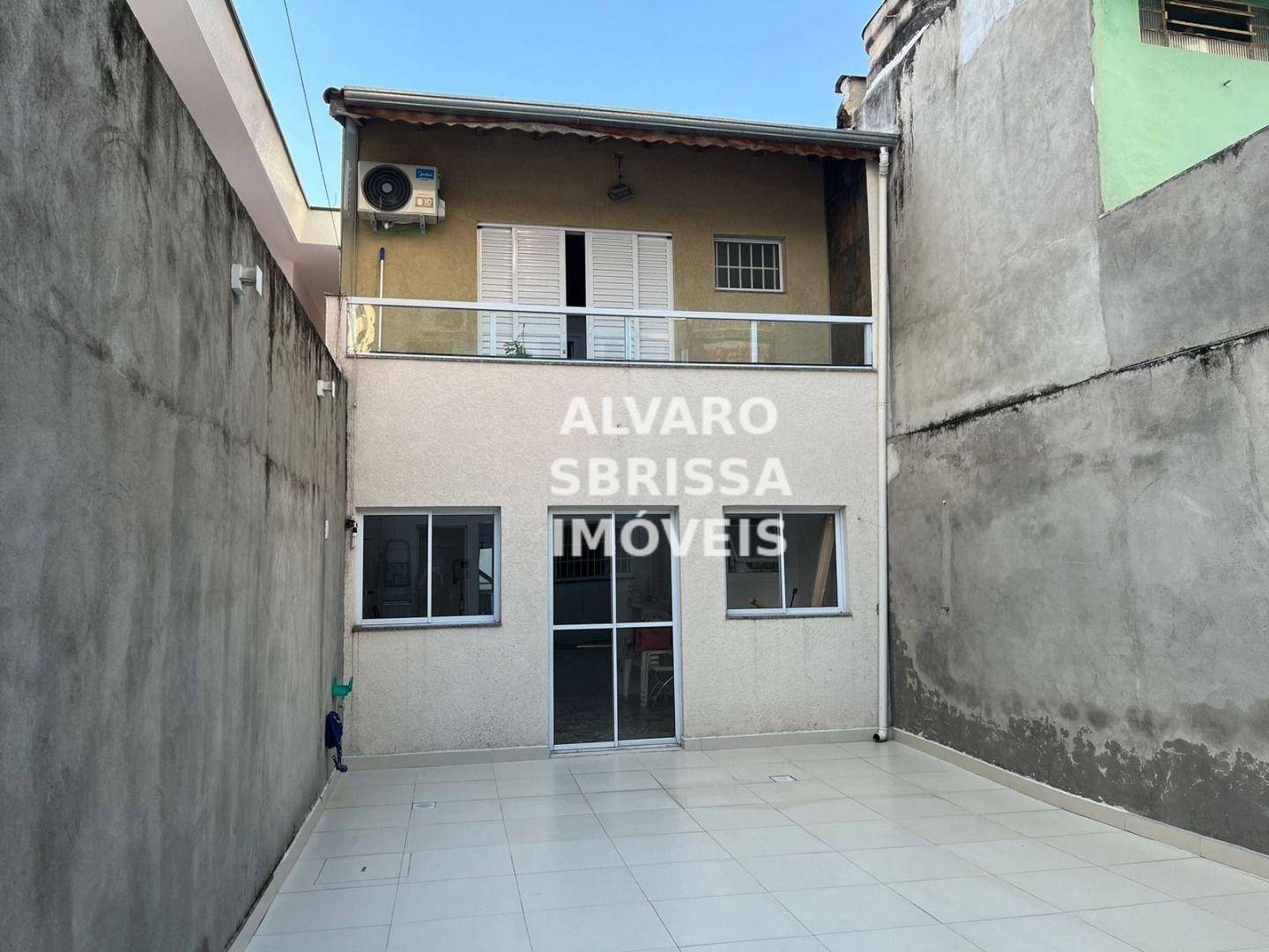 Casa à venda com 2 quartos, 150m² - Foto 22