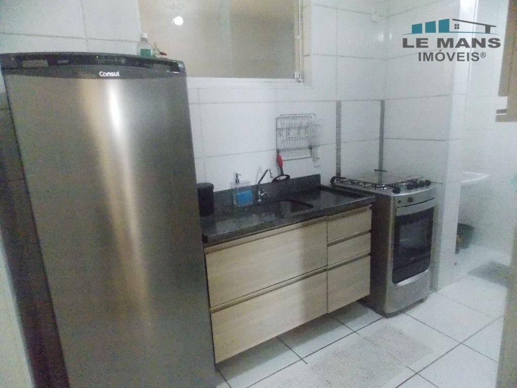 Apartamento à venda com 2 quartos, 60m² - Foto 8