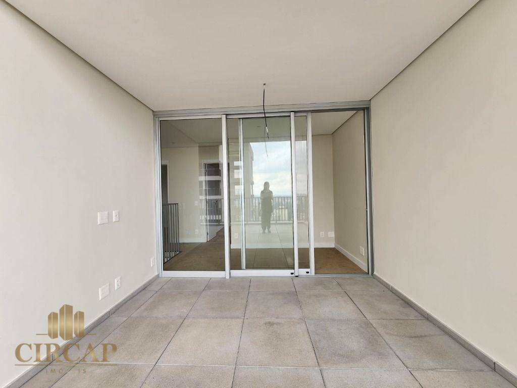 Apartamento à venda com 2 quartos, 136m² - Foto 10