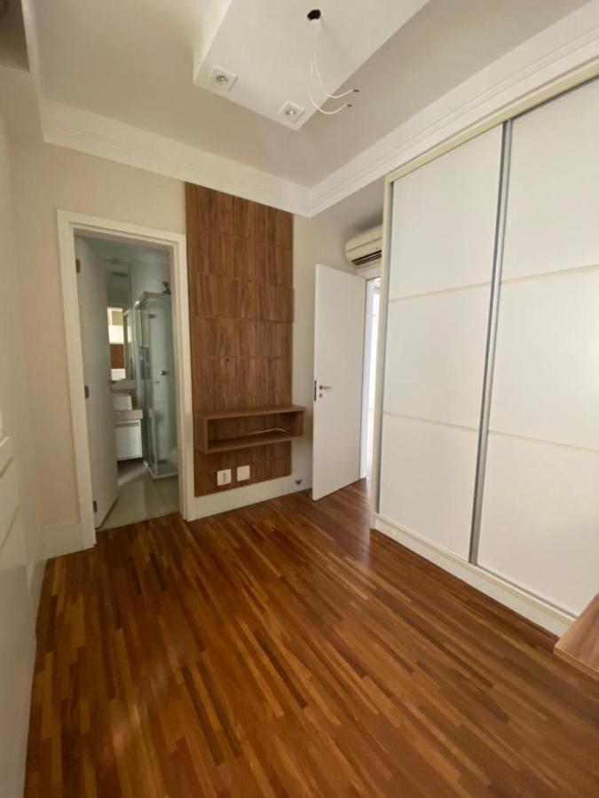 Apartamento à venda com 3 quartos, 123m² - Foto 13