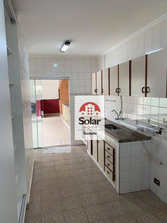 Casa à venda com 3 quartos, 185m² - Foto 4