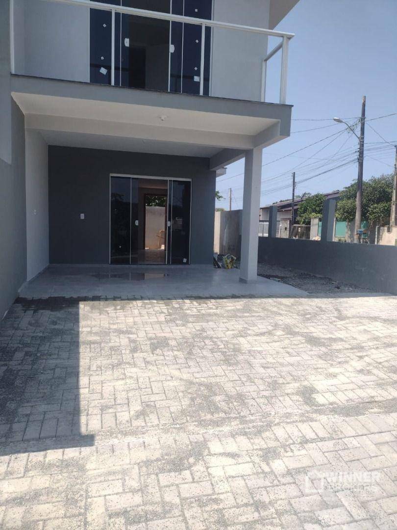 Casa à venda com 2 quartos, 78m² - Foto 2