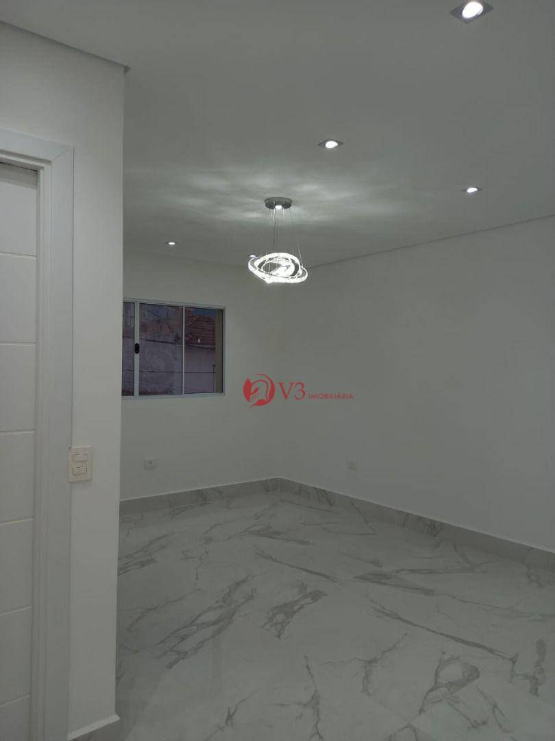 Sobrado à venda com 3 quartos, 219m² - Foto 3