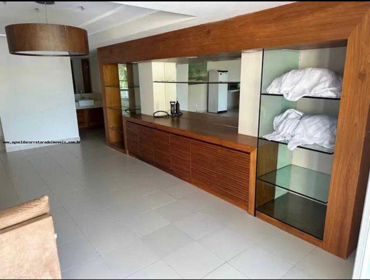 Apartamento à venda com 3 quartos, 225m² - Foto 1