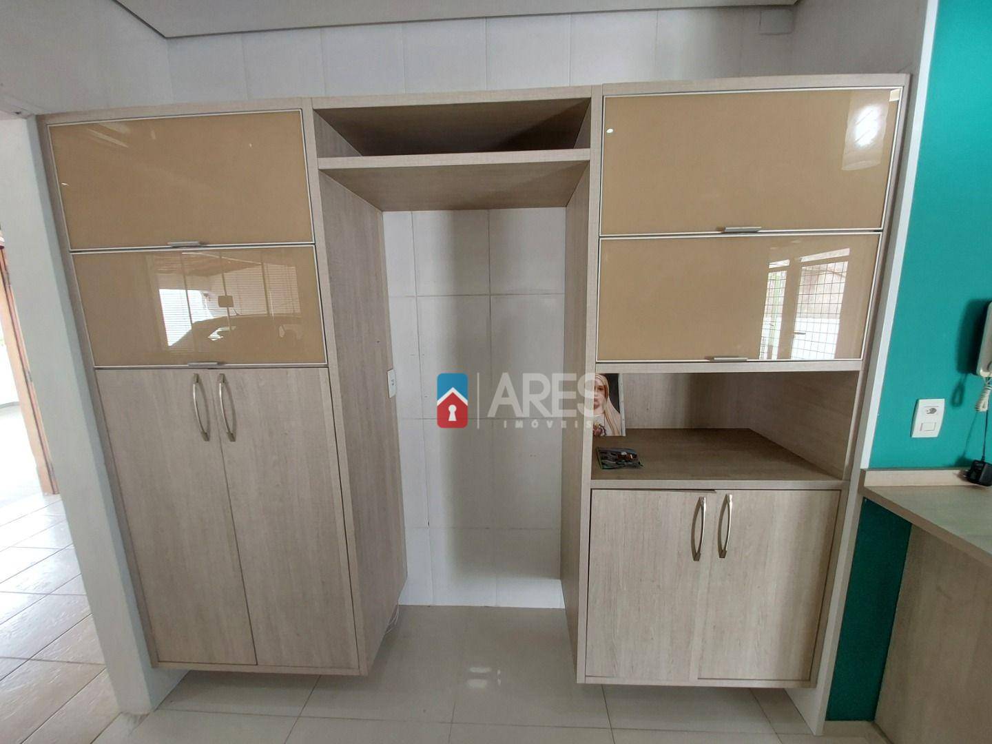 Casa à venda com 2 quartos, 154m² - Foto 4