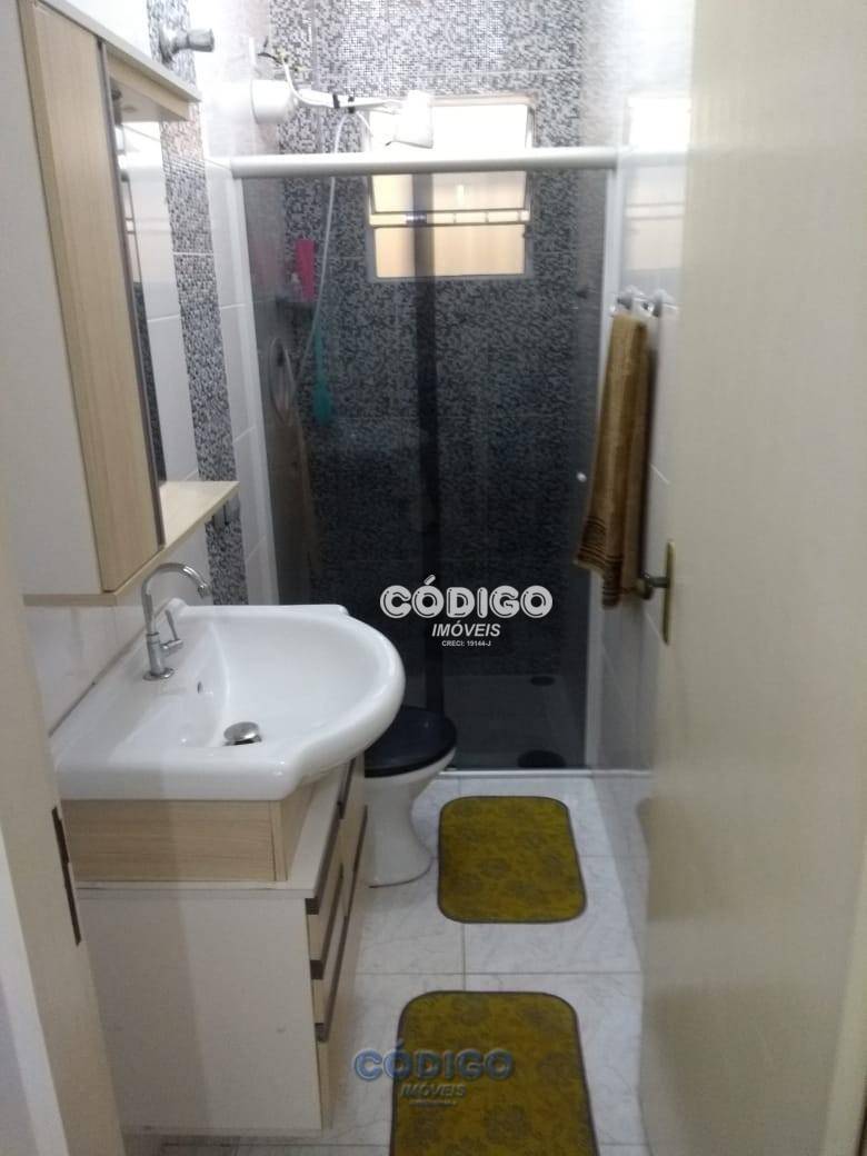 Sobrado à venda com 5 quartos, 100m² - Foto 2