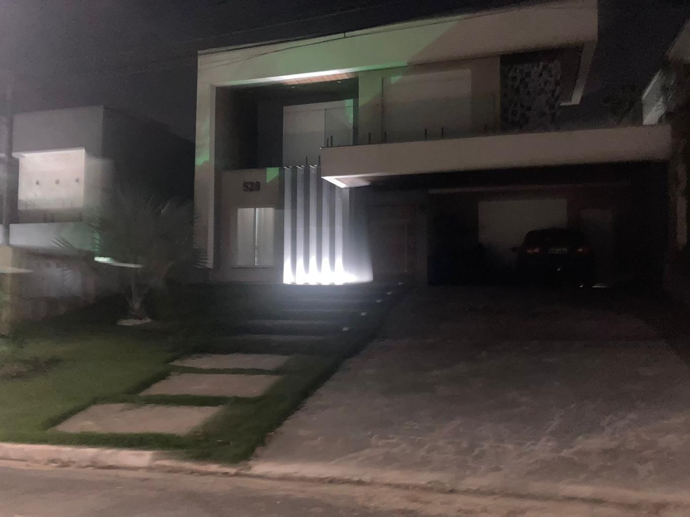 Casa de Condomínio à venda com 4 quartos, 490m² - Foto 3