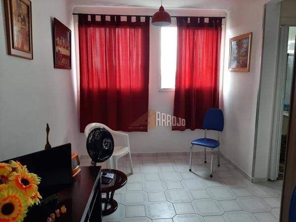 Apartamento à venda com 2 quartos, 49m² - Foto 1