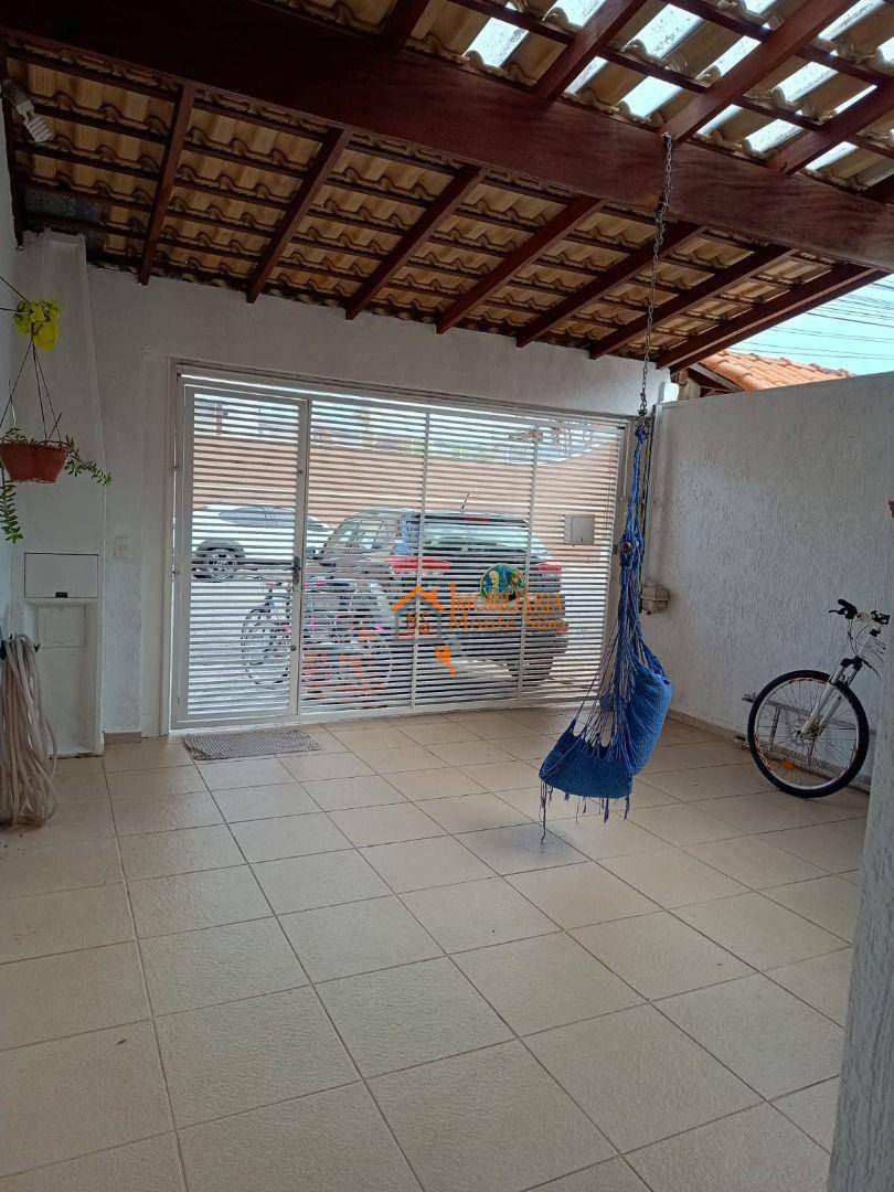 Casa de Condomínio à venda com 3 quartos, 180m² - Foto 2