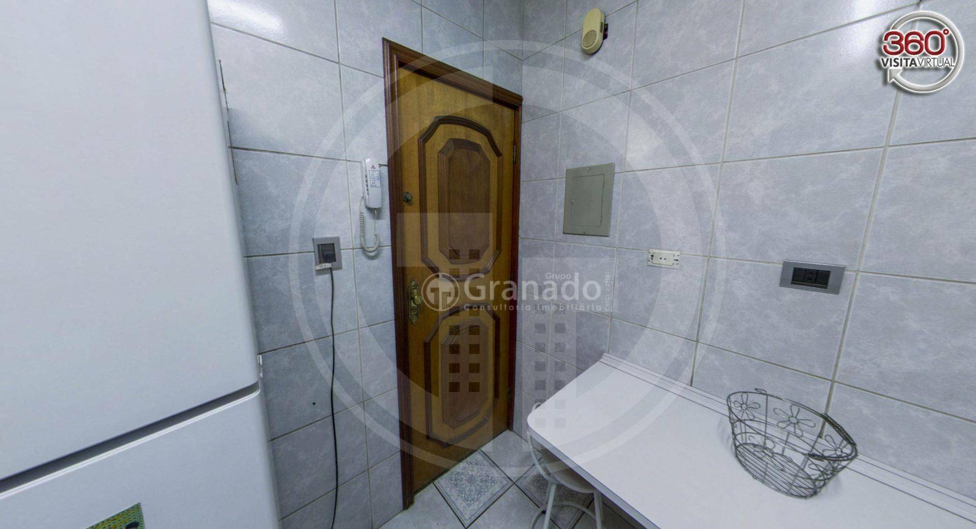 Apartamento à venda com 3 quartos, 135m² - Foto 4