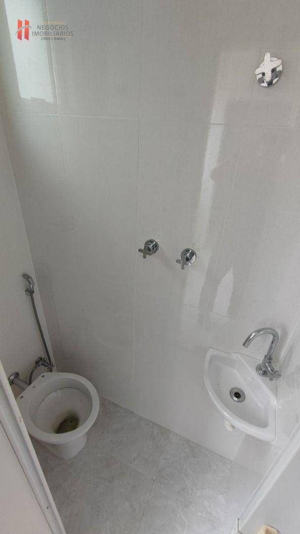 Apartamento à venda com 4 quartos, 195m² - Foto 25