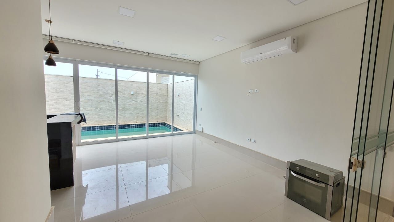 Casa à venda com 4 quartos, 350m² - Foto 5