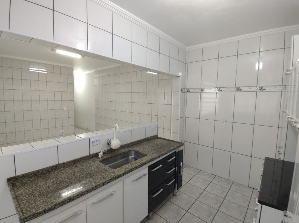 Casa à venda com 2 quartos, 210m² - Foto 12