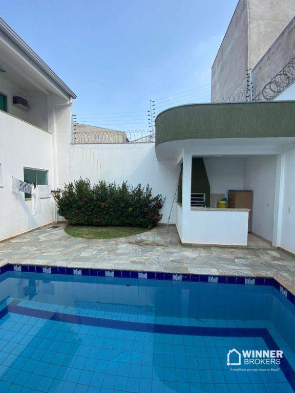 Sobrado à venda com 4 quartos, 300m² - Foto 18