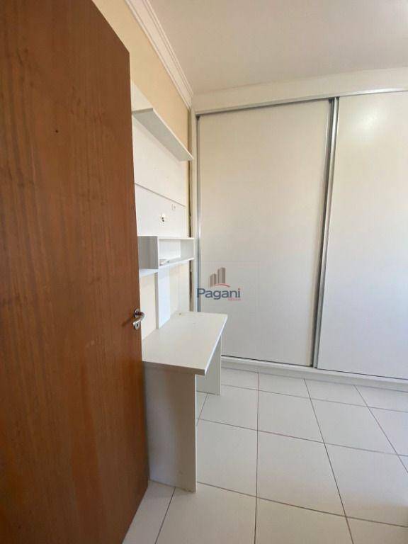 Apartamento à venda com 2 quartos, 75m² - Foto 11