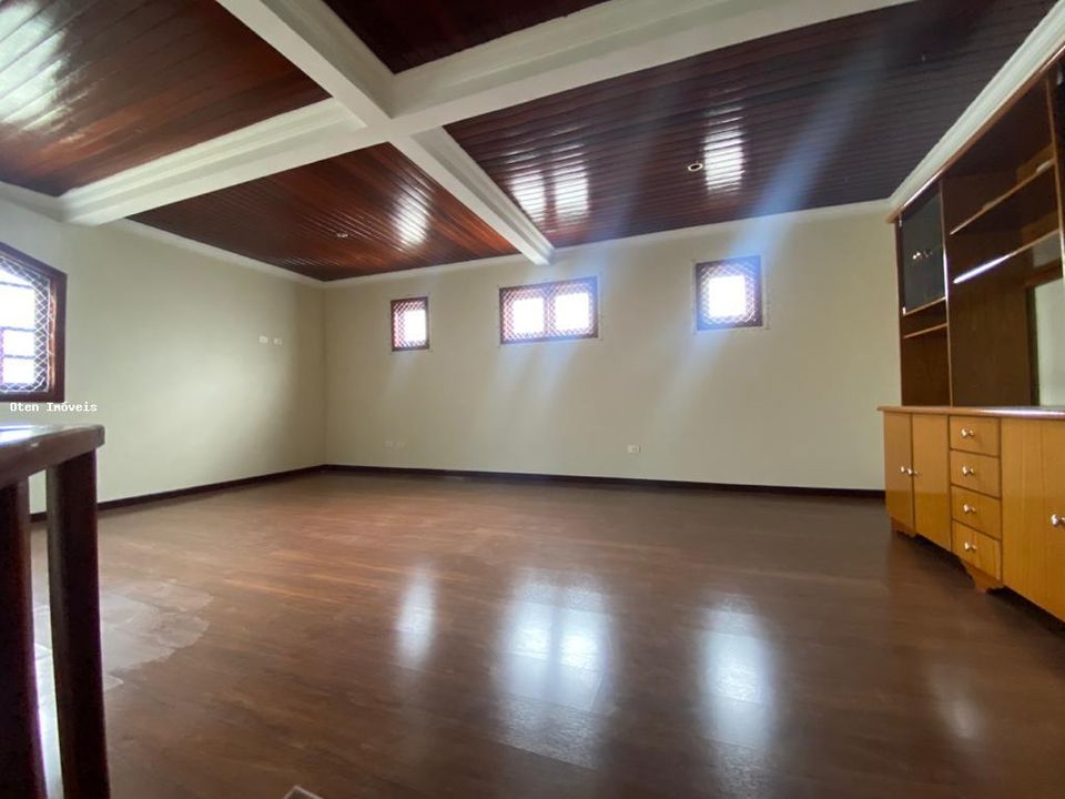 Casa de Condomínio à venda com 4 quartos, 600m² - Foto 32