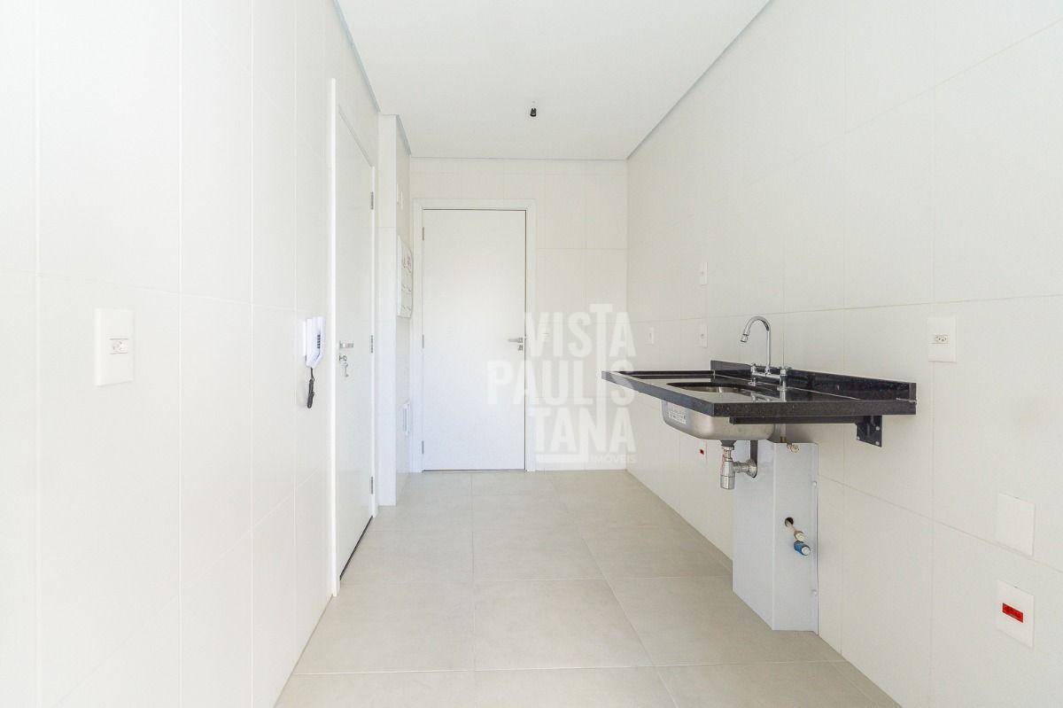 Apartamento à venda com 3 quartos, 134m² - Foto 19