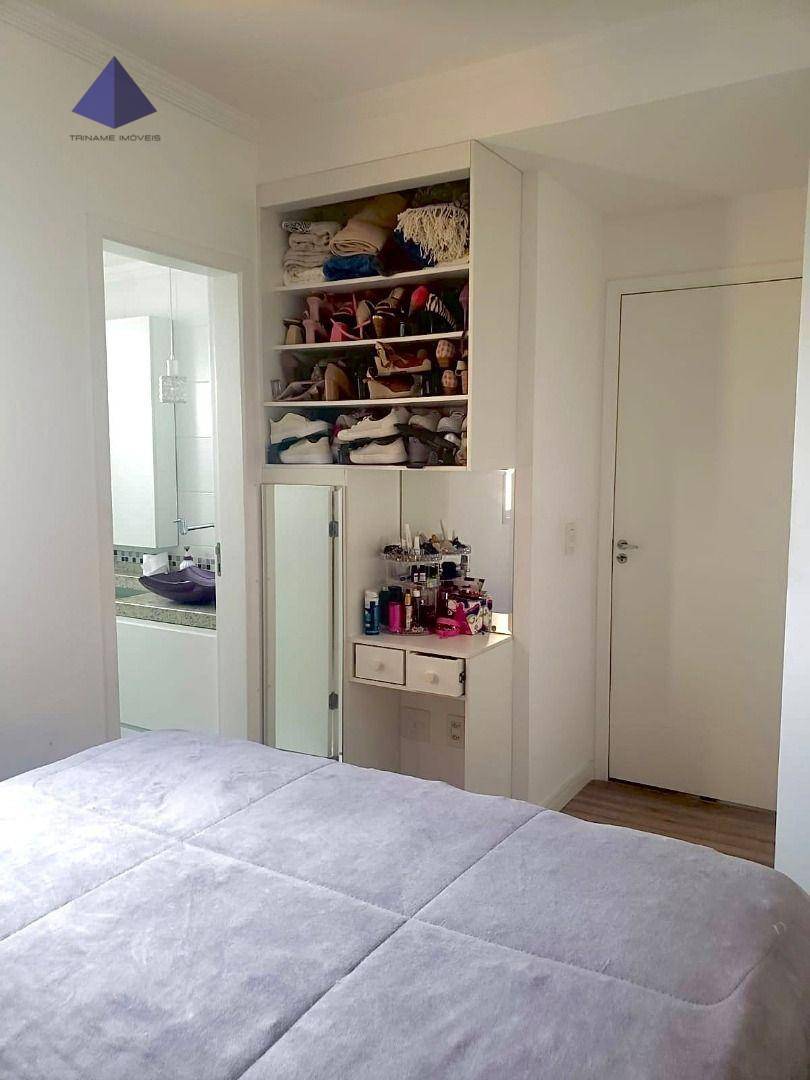 Apartamento à venda com 2 quartos, 62m² - Foto 17