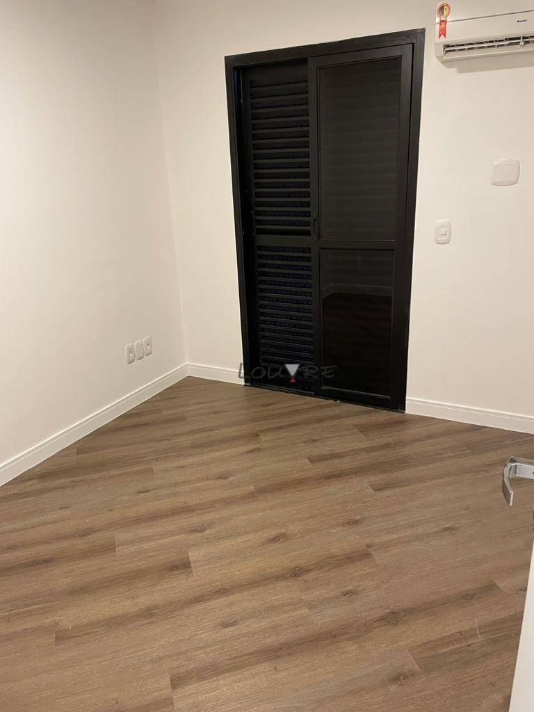 Apartamento à venda e aluguel com 1 quarto, 39m² - Foto 8