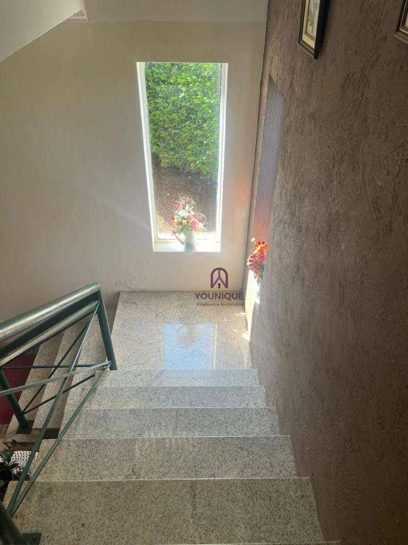 Casa à venda com 3 quartos, 236m² - Foto 50
