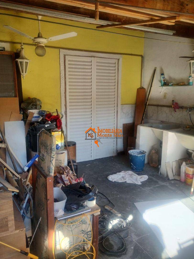 Sobrado à venda com 4 quartos, 200m² - Foto 5