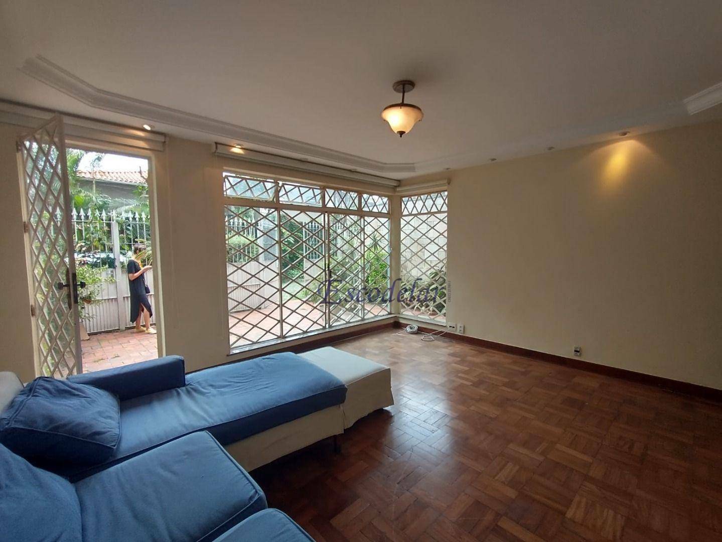 Casa à venda com 3 quartos, 200m² - Foto 1