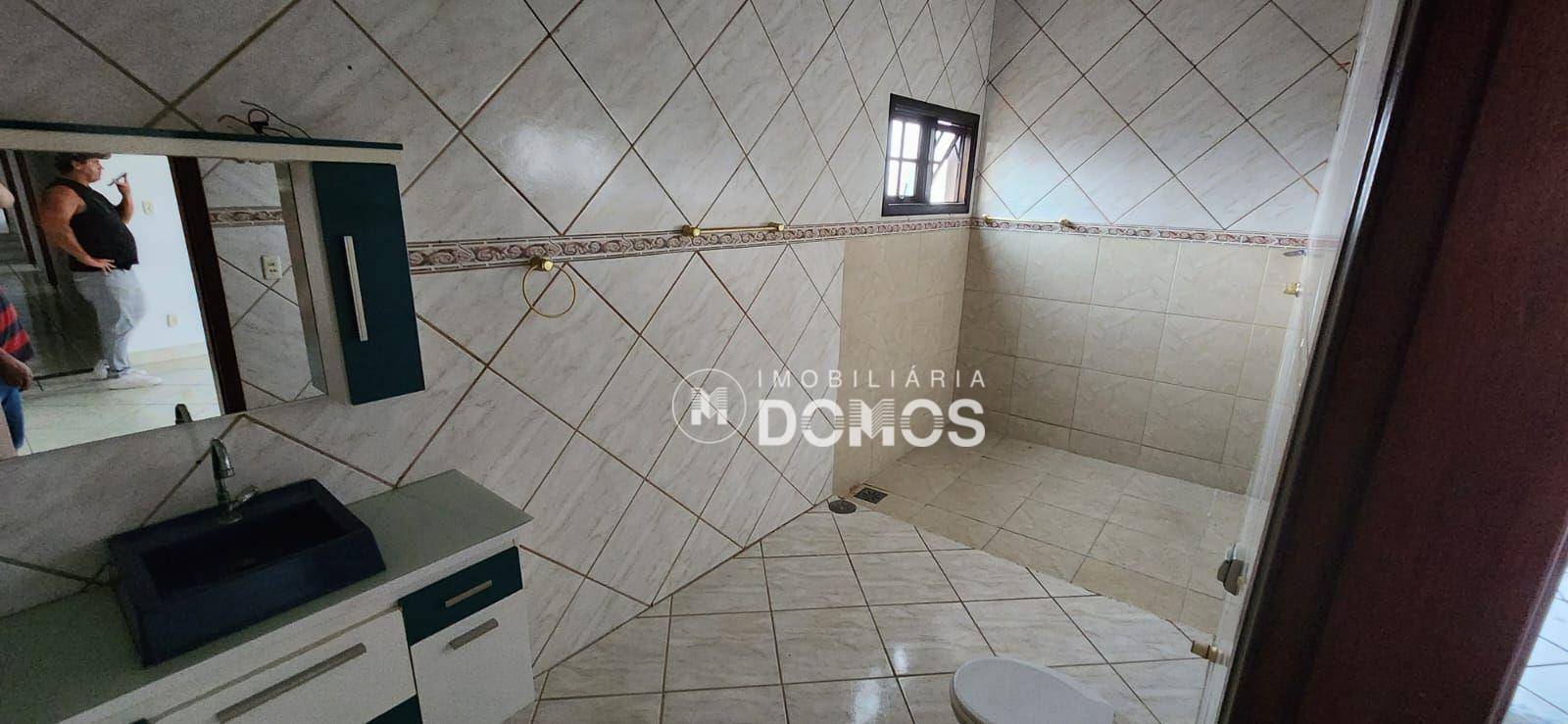 Casa à venda com 3 quartos, 280m² - Foto 3