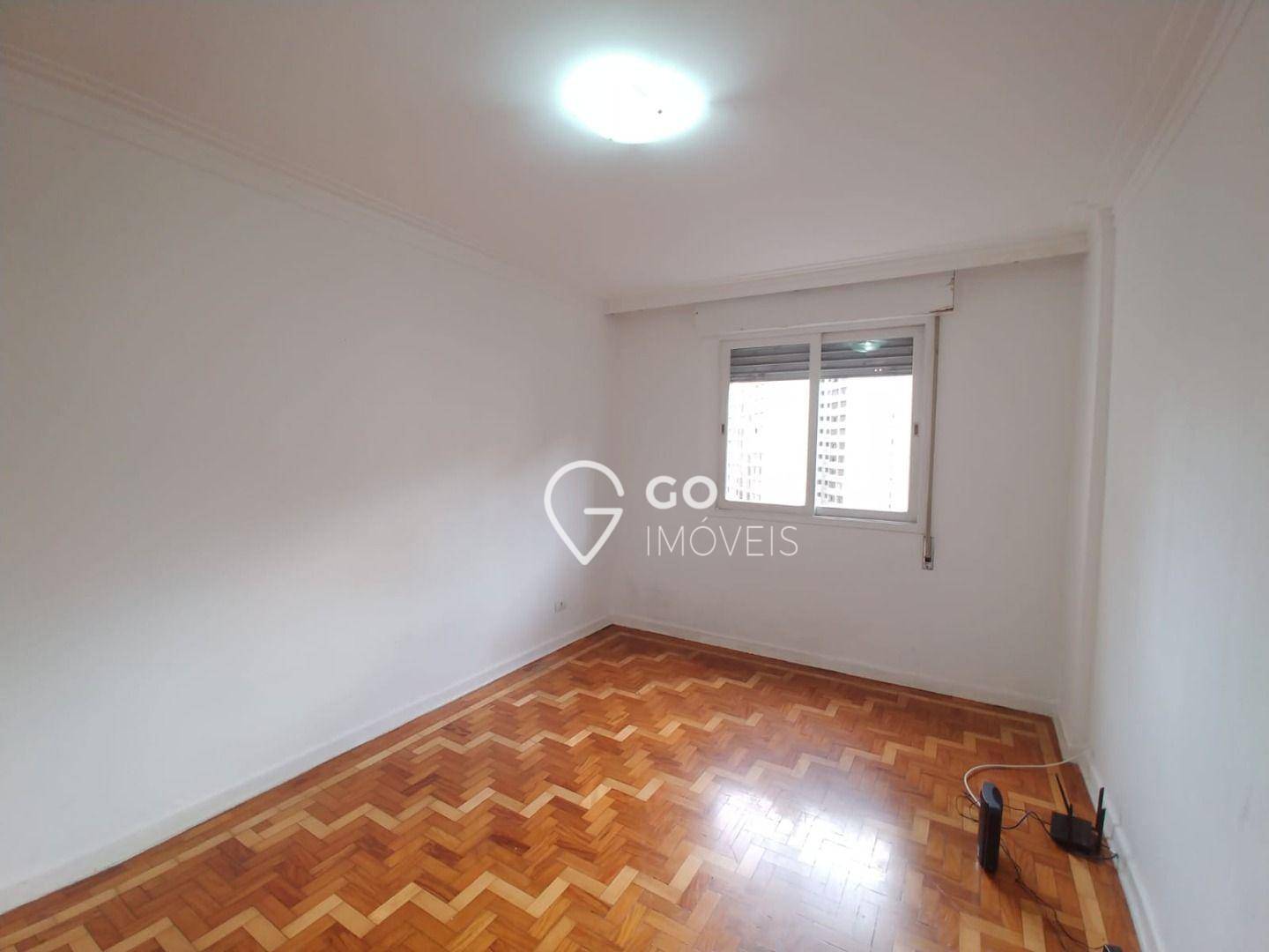 Apartamento para alugar com 3 quartos, 130m² - Foto 11