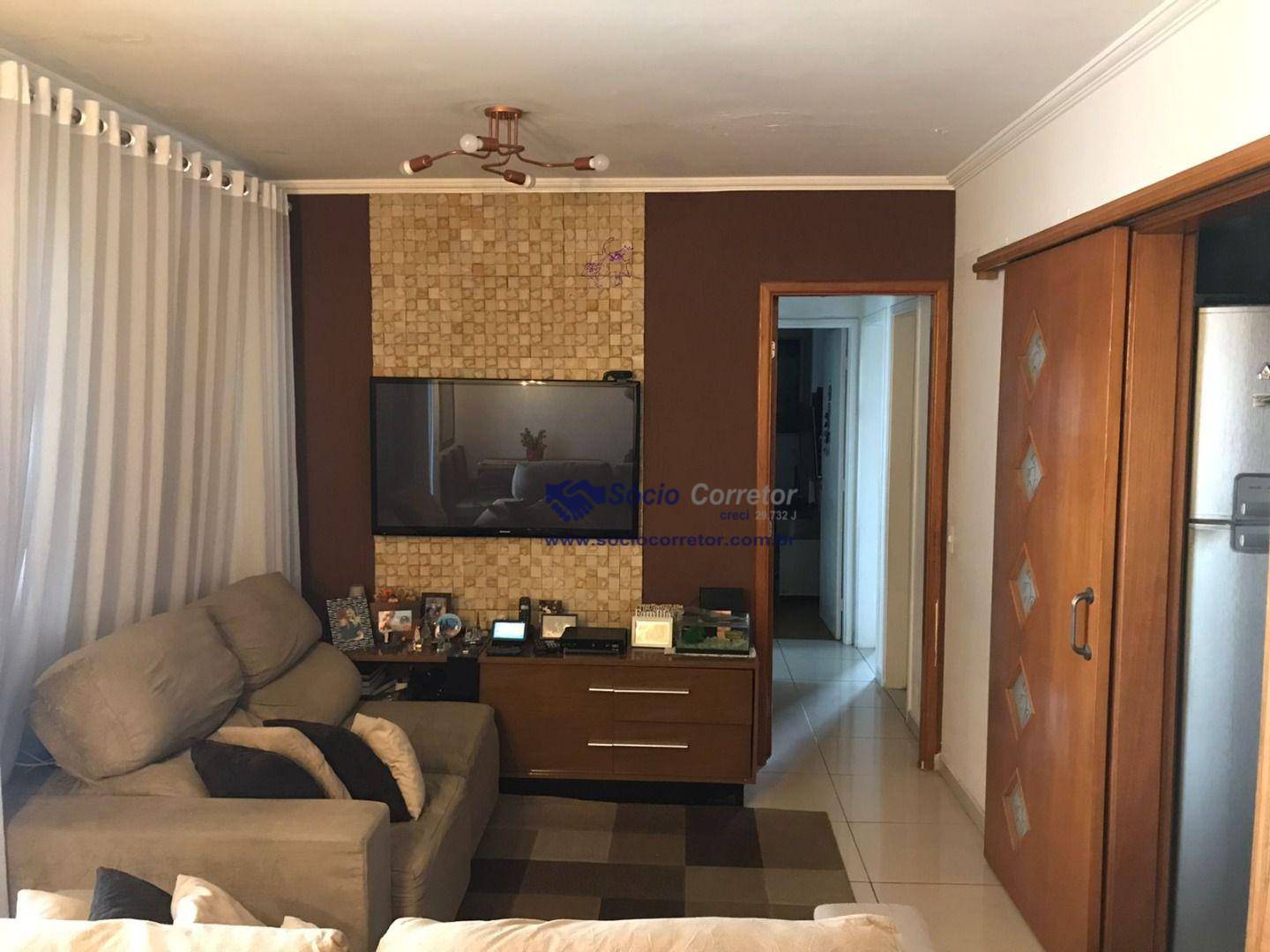 Apartamento à venda com 3 quartos, 70m² - Foto 1