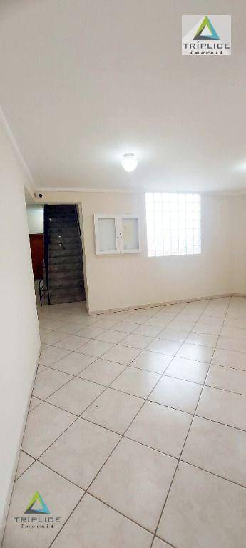 Apartamento à venda com 2 quartos, 65m² - Foto 4