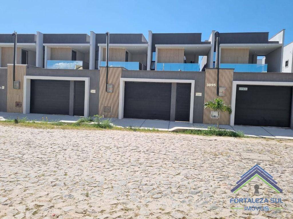 Casa à venda com 4 quartos, 154m² - Foto 3