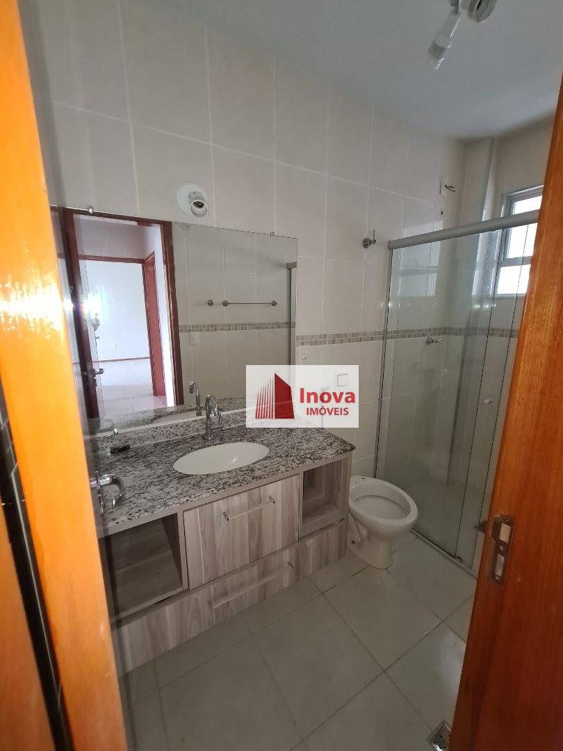 Apartamento à venda com 2 quartos, 70m² - Foto 6