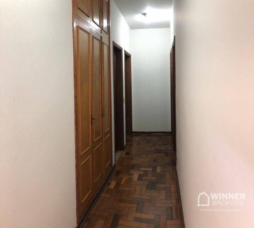 Sobrado à venda com 6 quartos, 463m² - Foto 10