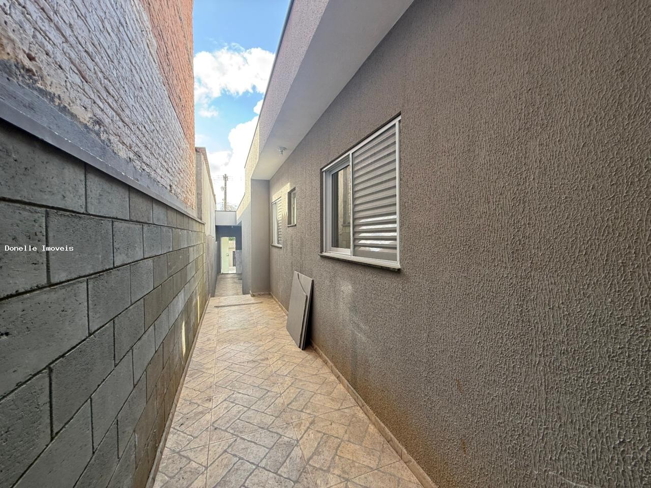 Casa para alugar com 3 quartos, 90m² - Foto 9