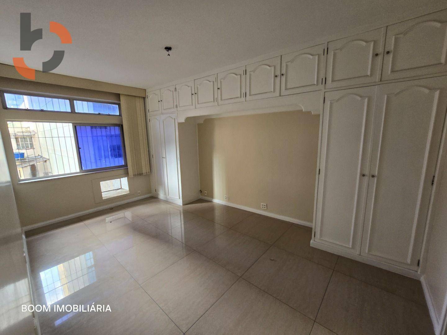 Apartamento para alugar com 3 quartos, 188m² - Foto 13