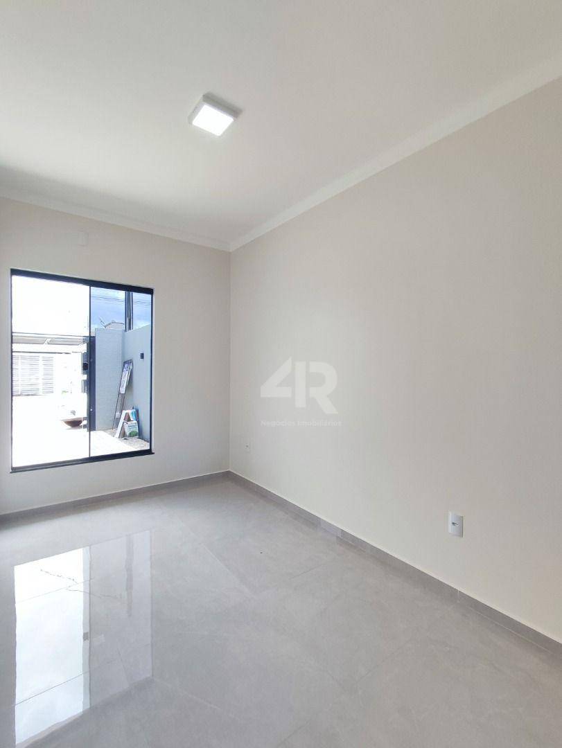 Casa à venda com 2 quartos, 50m² - Foto 5