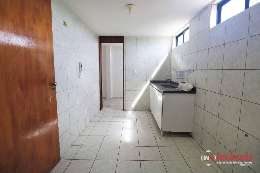 Apartamento à venda com 3 quartos, 93m² - Foto 11